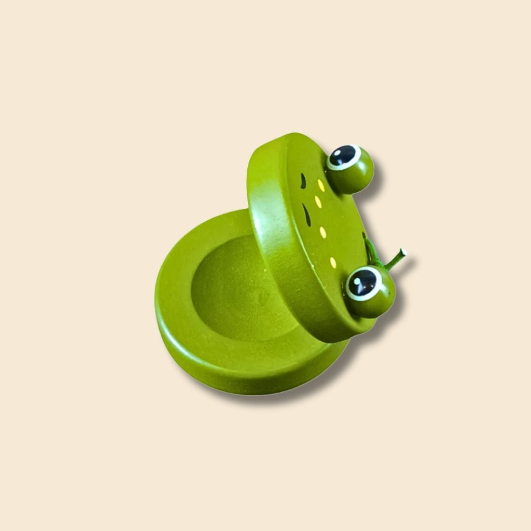 Green frog wooden animal castanet